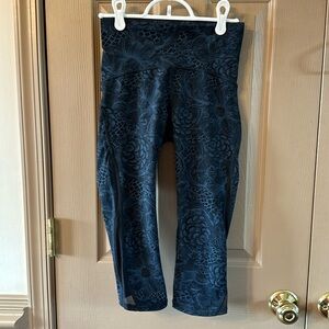 Lululemon Train Times 17” Nouveau Mach Blue Black leggings